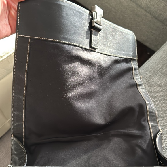 Coach messenger bag.  Leather. - Picture 6 of 11